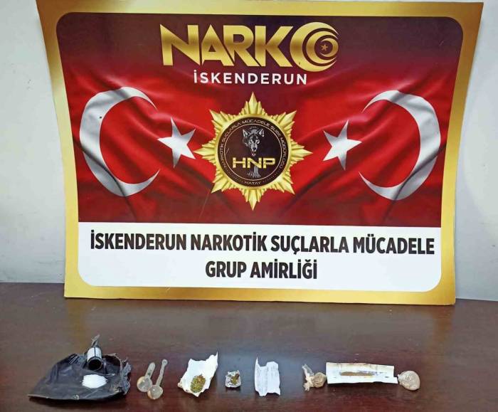 Hatay’da Çadırda Uyuşturucu Satan 2 Şüpheli Yakalandı