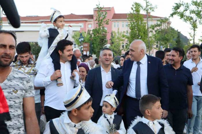 Kızılcahamam Belediyesi Toplu Sünnet Organizasyonu Gerçekleştirdi