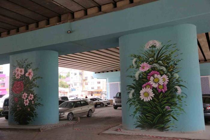 Köprü Ayakları Resimlerle Renkleniyor