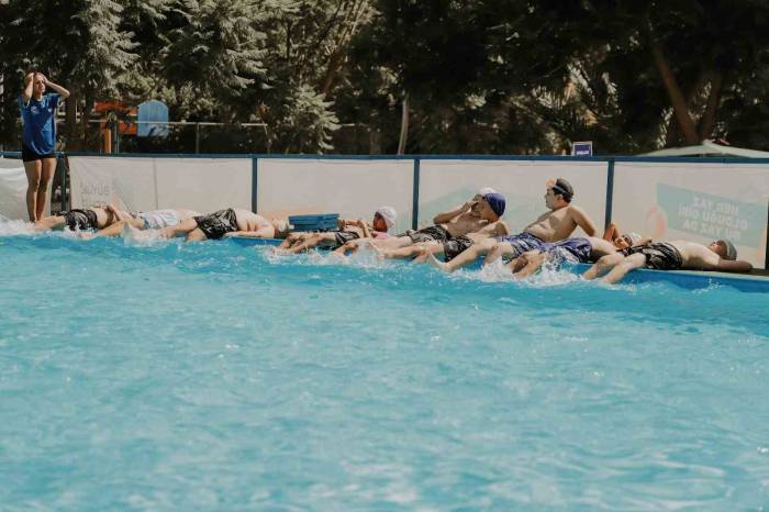 Büyükşehir Yaz Spor Okulları’nda Eğitim 13 Branşta Sürüyor