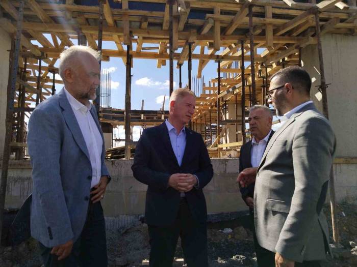 İstanbul Valisi Gül: "kısa Bir Zamanda Kaçak Göçmen Konusu Türkiye’nin Gündeminden Çıkacak"