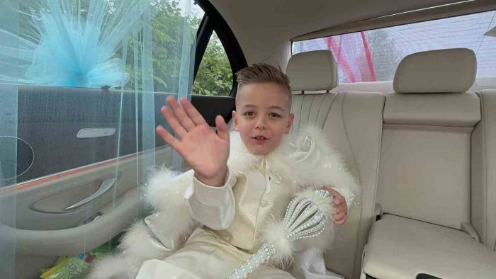 Vali Sonel Sünnet Olan Şehidin Oğlu İçin Makam Aracını Tahsis Etti