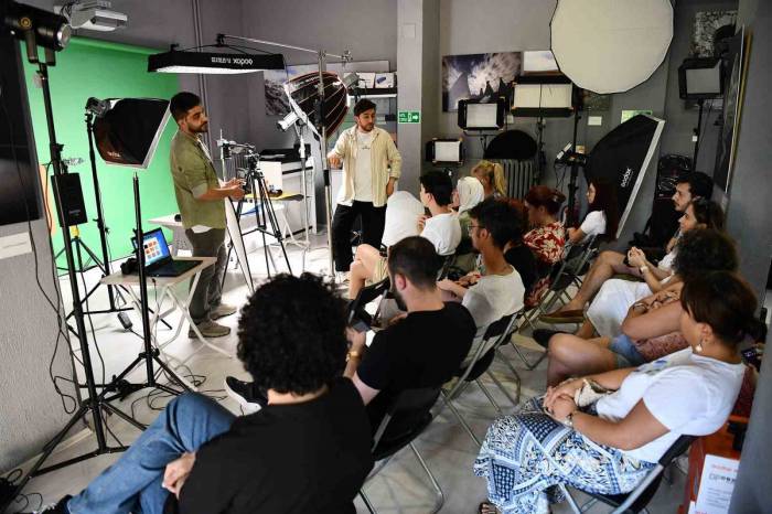 Ürün Fotoğrafçılığını Uzmanından Öğrendiler