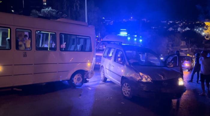 Kazada Yaralanan Sürücü Telefonla Babasını Arayıp Ağlayarak Özür Diledi