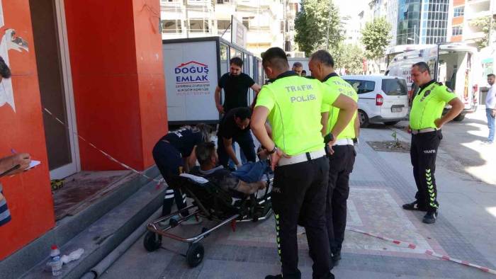 Husumetlisini İş Yerinde Pompalı Tüfekle Vurdu