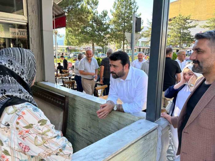 Milletvekili Şahin, Vatandaşlarla Bağını Koparmıyor