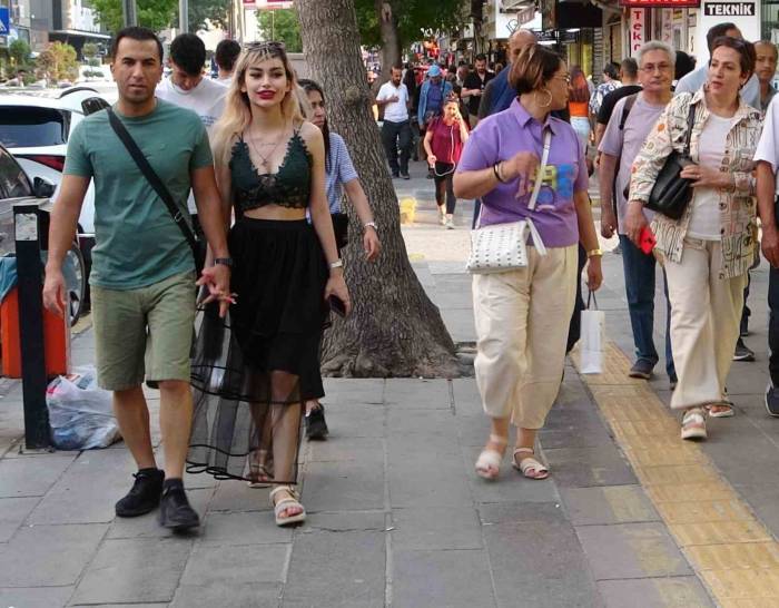 İranlılar Van’ı Mesken Tuttu