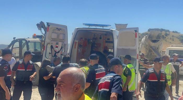 Hızlı Tren Şantiyesindeki Tünelde Gazdan Etkilenen 2 İşçi Kurtarıldı