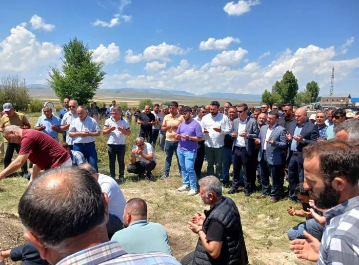 Muhammet Emin Erdoğan Selim’de Toprağa Verildi