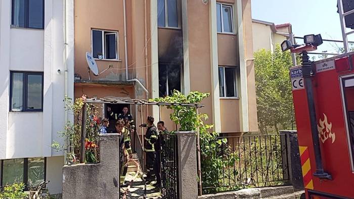 Çıkan Yangında Ev Kullanılmaz Hale Geldi