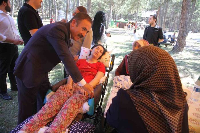 Ahid Engelsiz Yaşam Pikniği Düzenlendi