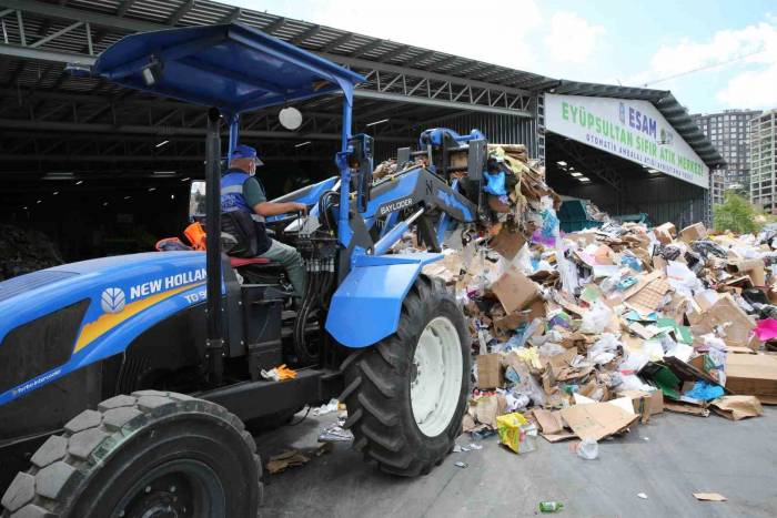Avrupa Yakası’nın İlk Otomatik Ambalaj Atığı Ayrıştırma Tesisi Eyüpsultan’da