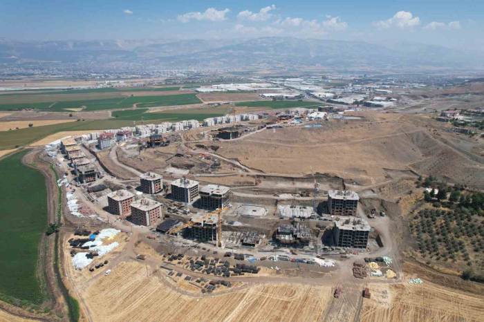 Depremin Merkezinde Konutlar Hızla Yükseliyor