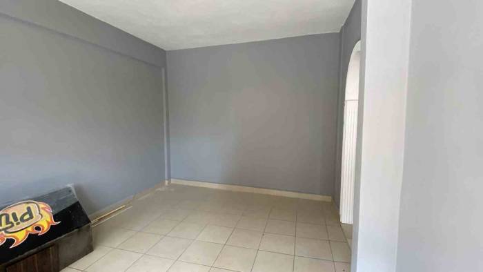 Kira Bedelleri Artınca Dükkanlar Boş Kaldı