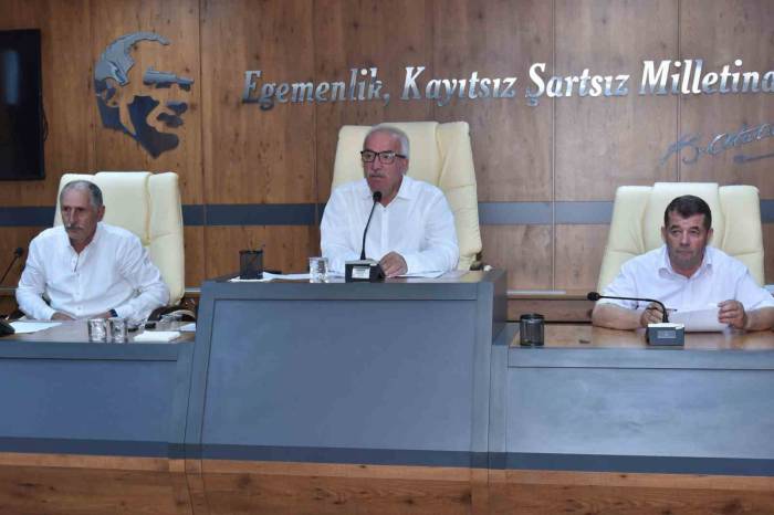 Karmil: “ilçe Merkezimizde Kapsamlı Yol Çalışmalarımızı Başlatıyoruz”