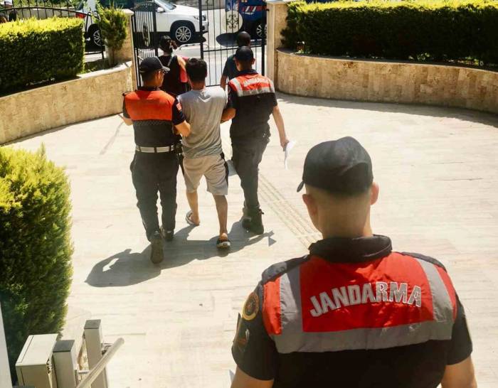 15 Yıl Hapis Kararı Bulunan Şüpheli Ormanlık Alanda Yakalandı