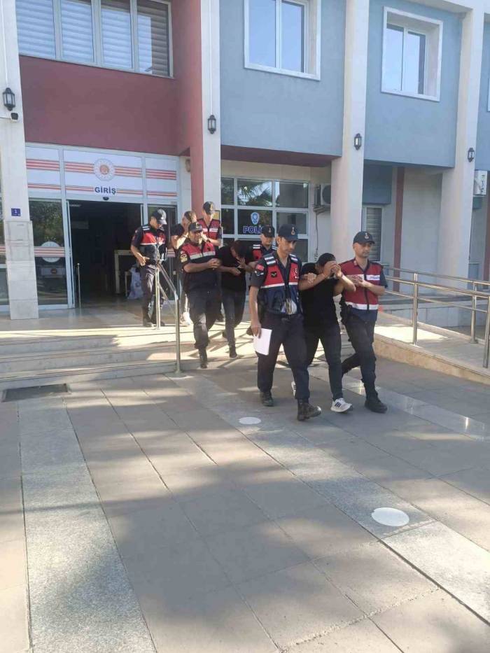 Av Tüfeği Ve Para Çaldılar, Yakalandılar