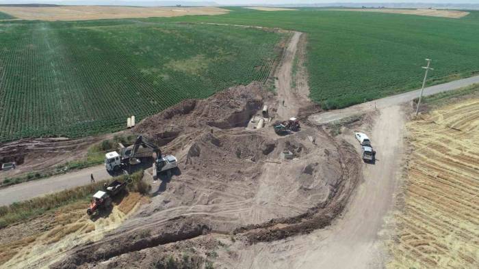 Kralkızı-dicle-cazibe Sulaması Projesiyle 60 Bin Dekar Tarım Alanı Sulamaya Açılacak