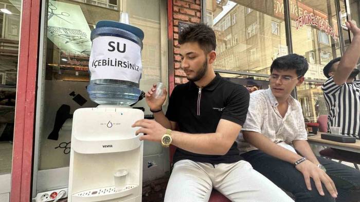 Elazığlı Esnaftan Örnek Davranış