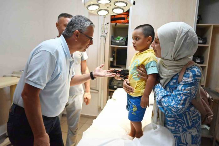 Kemer Belediyesi 60 Çocuğu Ücretsiz Sünnet Ettirdi