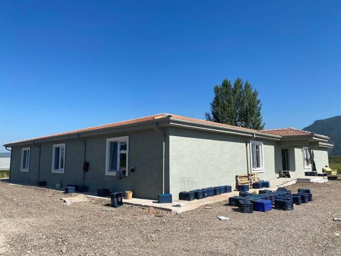 Tarım İşçilerine 5 Yıldızlı Konuk Evi