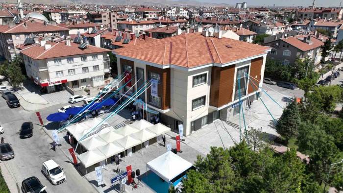 Selçuklu’da Bedir Sosyal Tesisi Açıldı