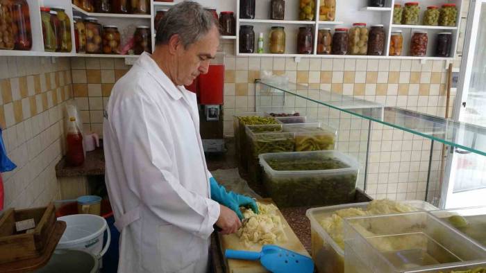 İzmit’in İlk Turşucusu "sirke" Dedi