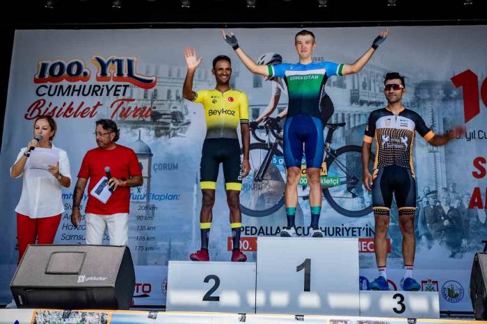 100. Yıl Cumhuriyet Bisiklet Turu Tüm Heyecanıyla Devam Ediyor
