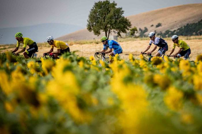 100. Yıl Cumhuriyet Bisiklet Turu Tüm Heyecanıyla Devam Ediyor