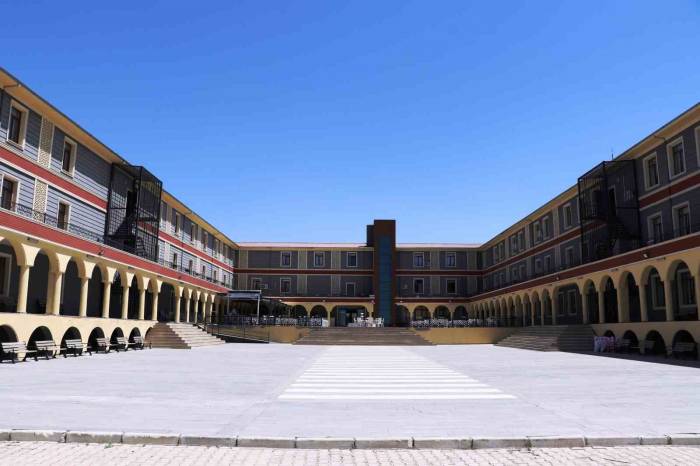 Uygulama Oteli Hedefine Ulaşıyor