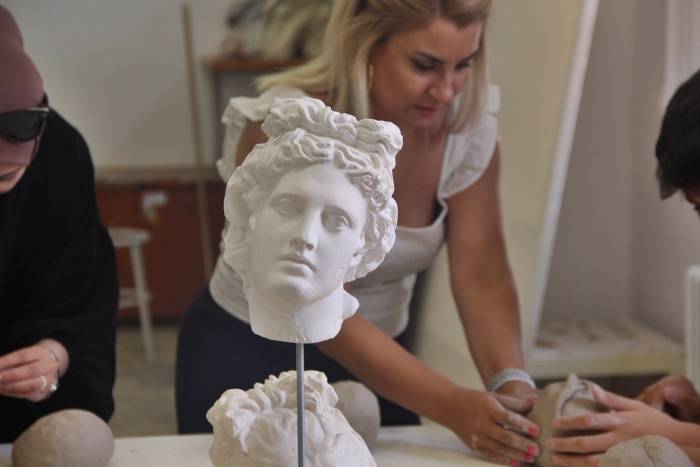 Sanat Atölyelerinde Çocuklar Doyasıya Eğlendi