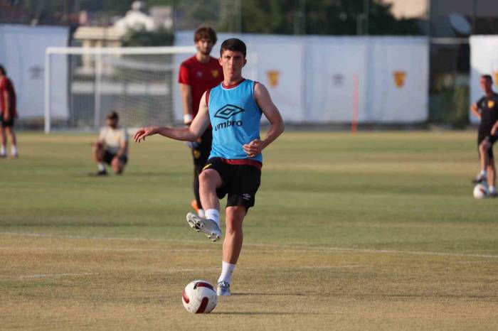 Göztepe’de, Taha Altıkardeş Fırtınası Esiyor