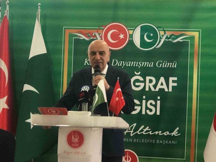 Keçiören’de ’keşmir Dayanışma Günü’ Çerçevesinde Fotoğraf Sergisi Açıldı