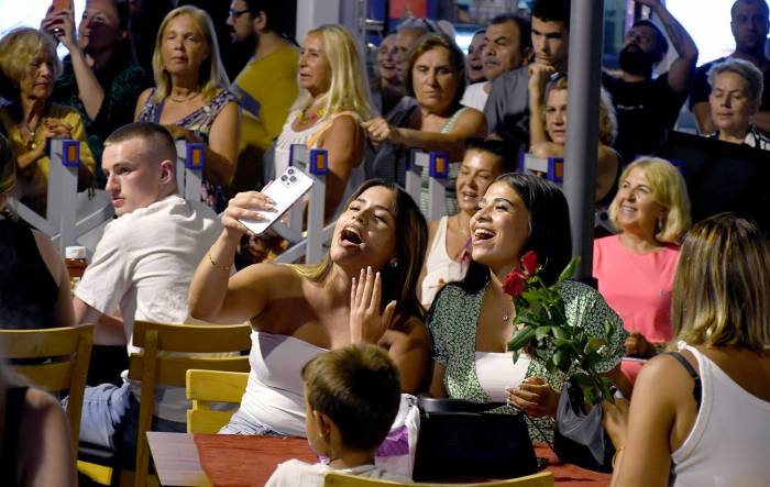 Kusadası’nda Yeşilçam Şarkıları Yankılandı