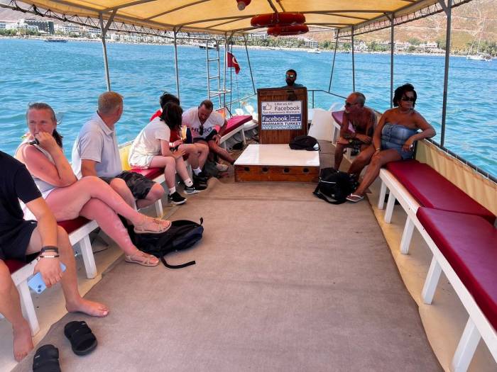 Marmaris’te Taksi Botlar İle Mahallelere Ulaşım Daha Kolay Ve Zevkli