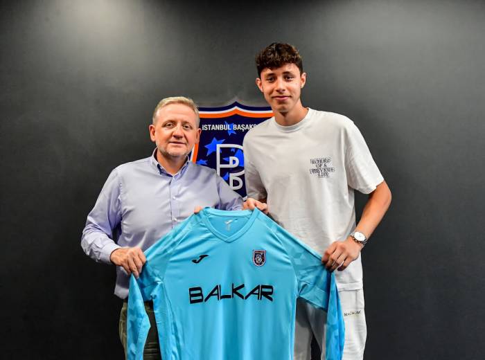 Rams Başakşehir, Deniz Dilmen’in Sözleşmesini 4 Yıl Uzattı