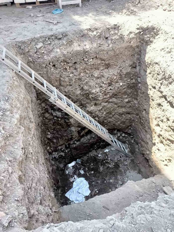 Çukura Düşen Kadın Yaralandı