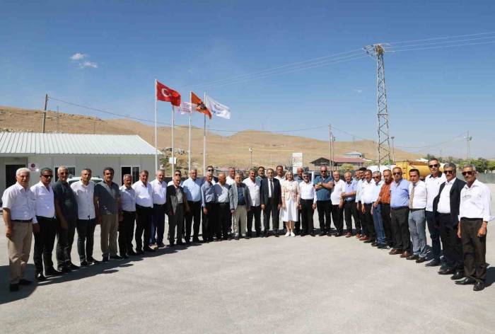 Mahalle Muhtarları Çevre Yolunu Gezdi