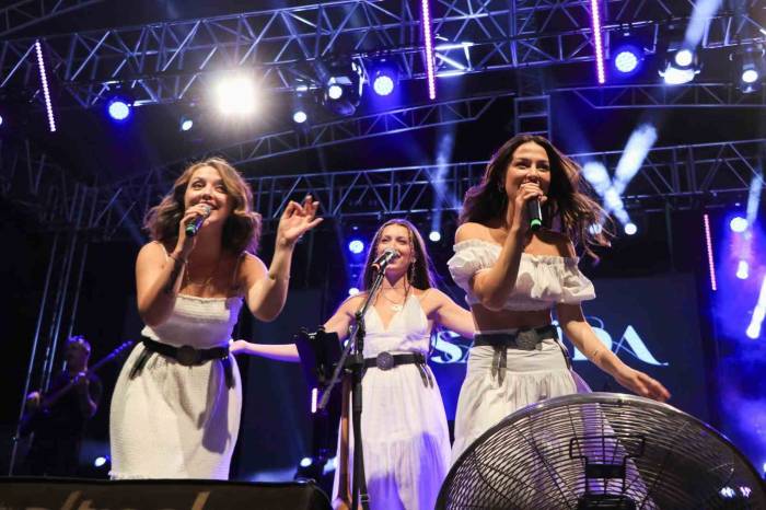 Çiftlikköy’de Samida Rüzgarı Esti