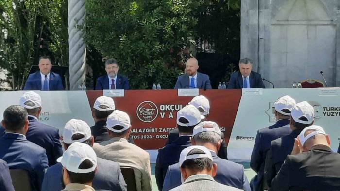 “anadolu’nun Fethi Malazgirt Zaferi” Anma Etkinliklerinin 7.’si İçin Basın Toplantısı Yapıldı