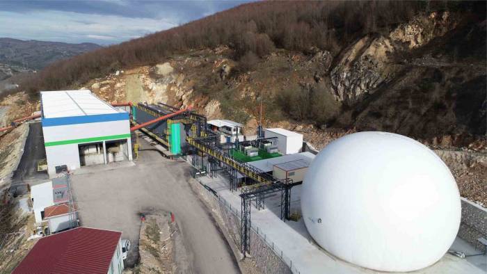 Çöpten Enerji Elde Ediyor