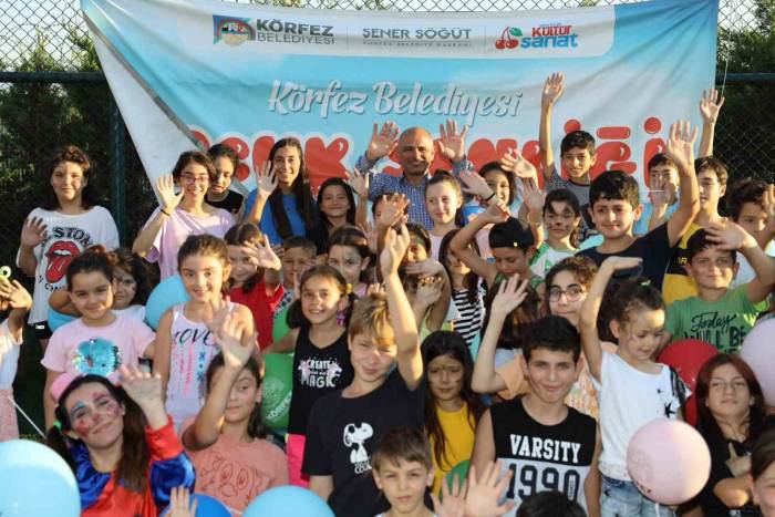 Körfez’de Çocuklar Gönüllerince Eğleniyor