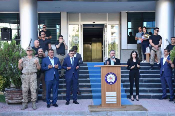 Bolu İl Emniyet Müdürlüğüne Atanan Dağdeviren İçin Veda Töreni