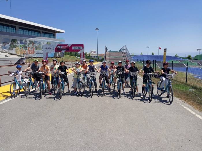 Minik Öğrencilere Güvenli Sürüş Eğitimi