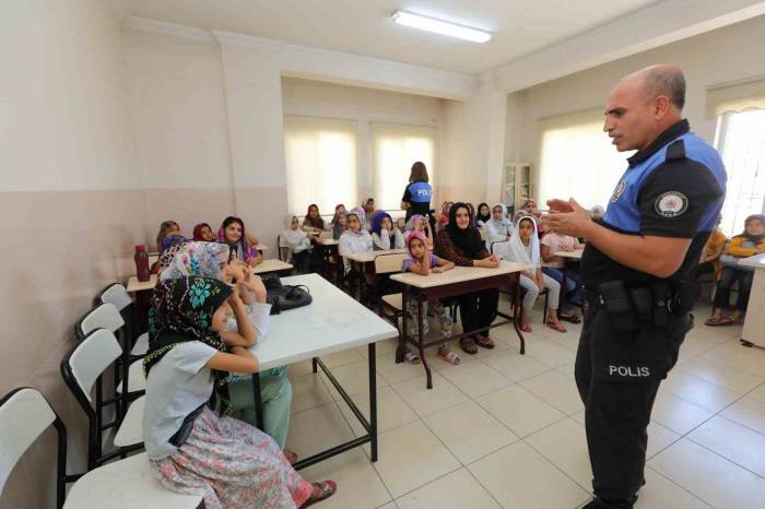 Çocuklar Şehitkamil’in Sosyal Tesislerinde Eğitiliyor