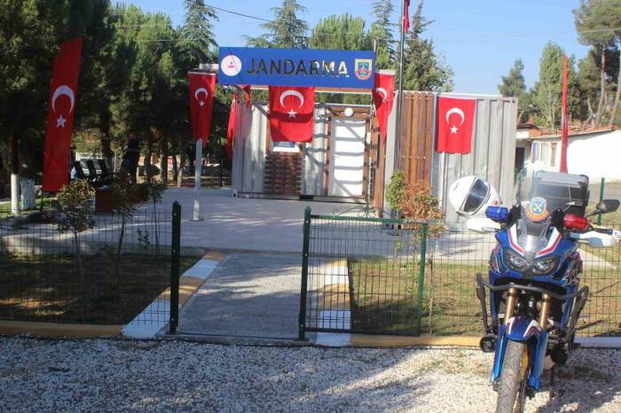 Eşme’de Jandarma Asayiş Noktası Hizmete Açıldı