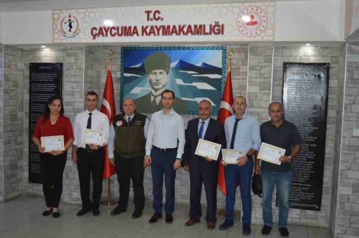 Şap Hastalığında Mücadele Eden Ekibe ‘başarı Belgesi’