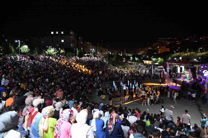 Sünnet Şöleni Renkli Görüntülere Sahne Oldu