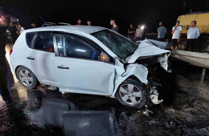 D-100’de Feci Kaza, Kafa Kafaya Çarpıştılar: 6 Yaralı