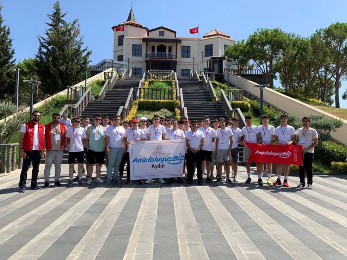 Bilecikli Gençler “anadoluyuz Biz" Projesi Kapsamında İl İl Geziyor